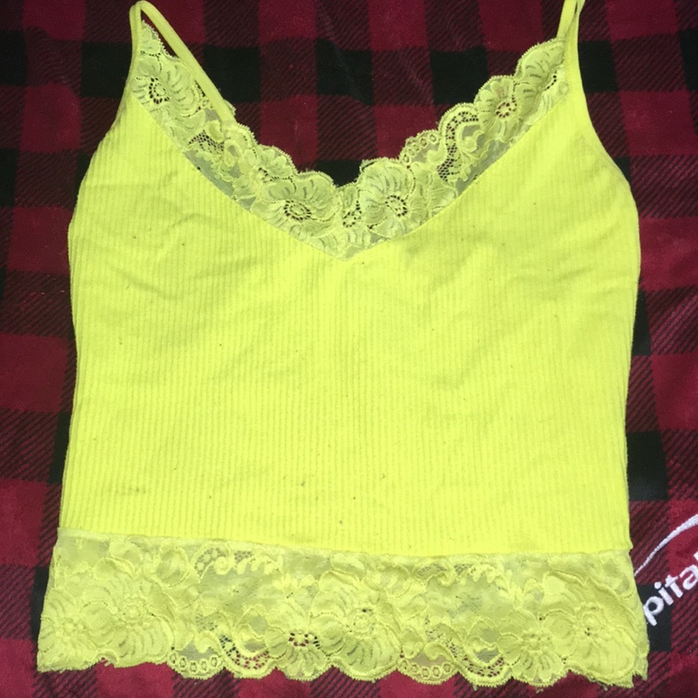 Cute bright crop top